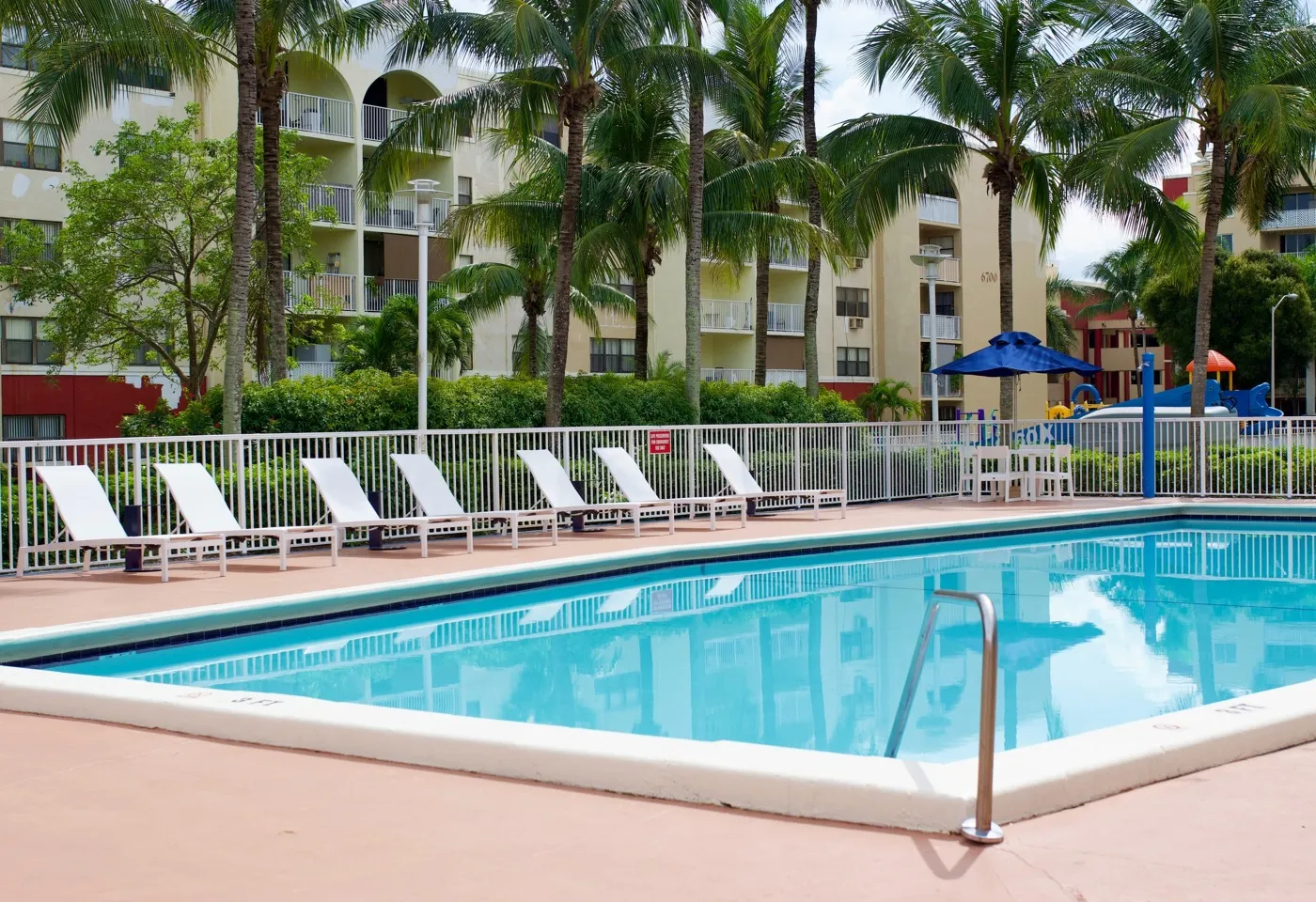Country Club Towers